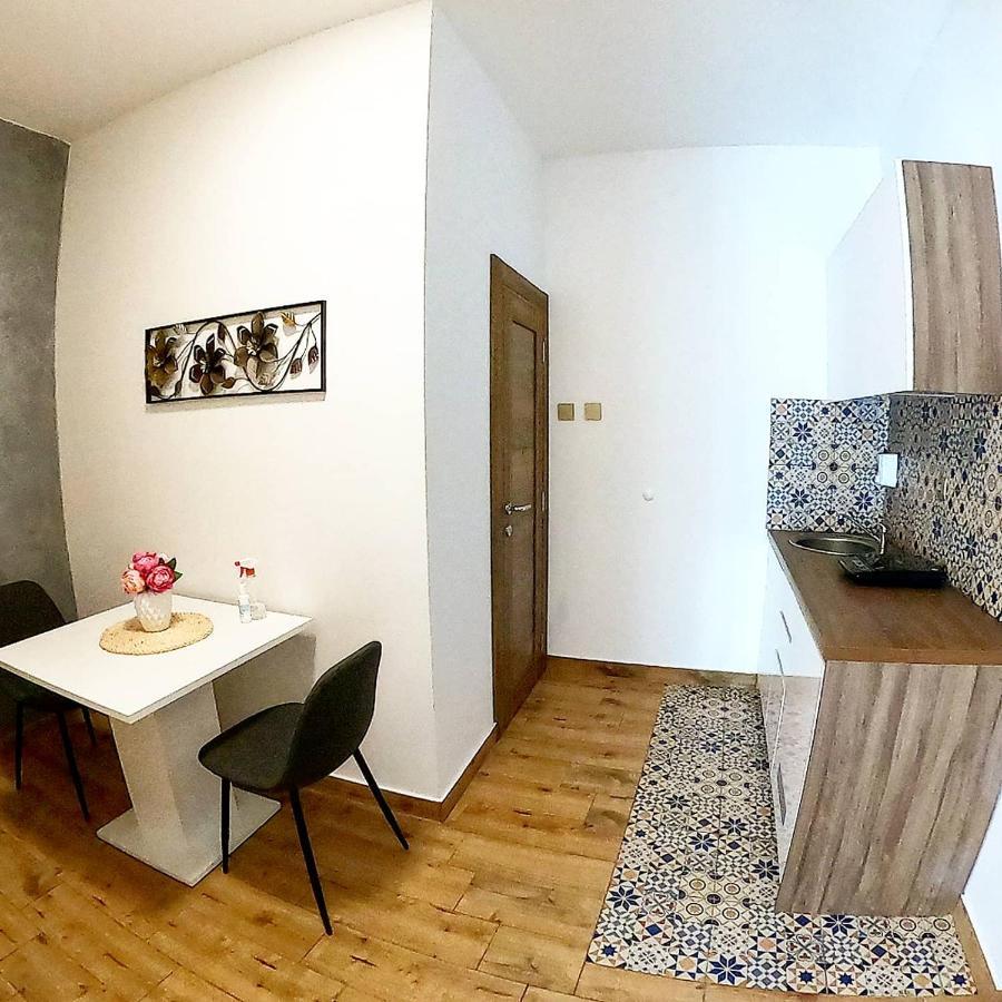 Canti Apartments Нови Сад Екстериор снимка